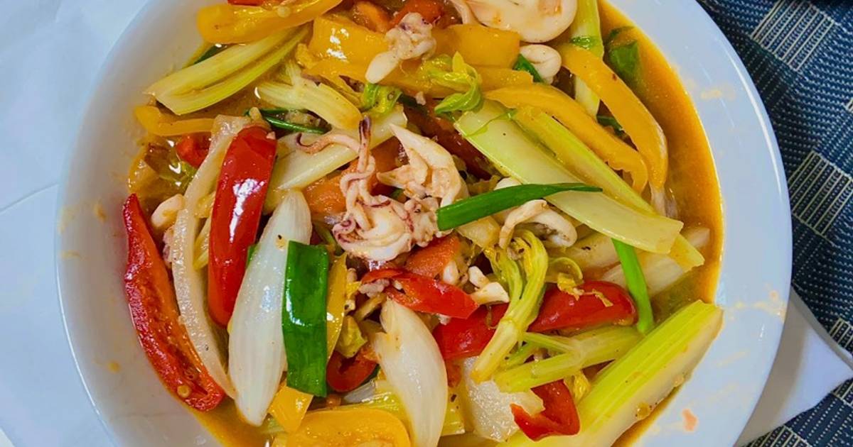 Mực xào ớt chuông 😋