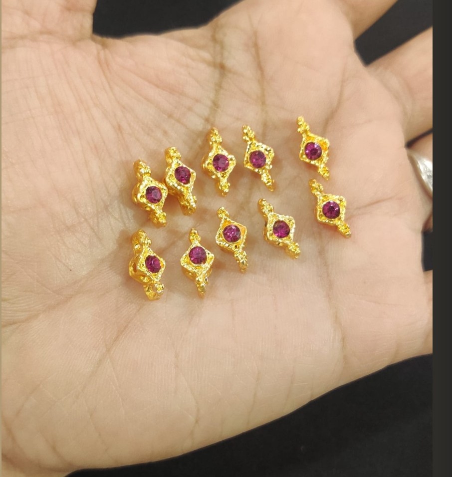 Single 12 No. Diamond White Square -P30-pack of 10