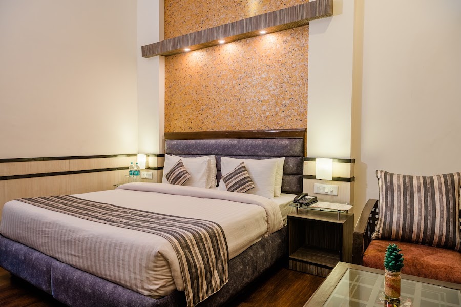 Deluxe Non View — Hotel Shiva Continental Mussoorie, photo 1