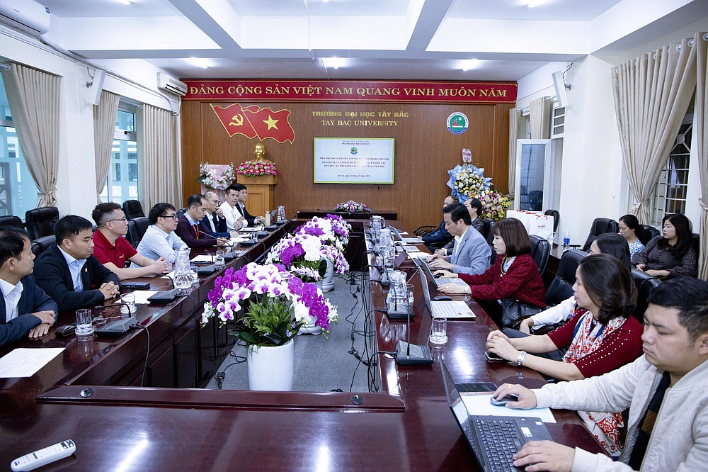 Trường Đại học Tây Bắc làm việc với Đại học Bách Khoa Hà Nội và Sở Giáo dục và Đào tạo tỉnh Sơn La về công tác tổ chức Kỳ thi Đánh giá tư duy (TSA) năm 2026