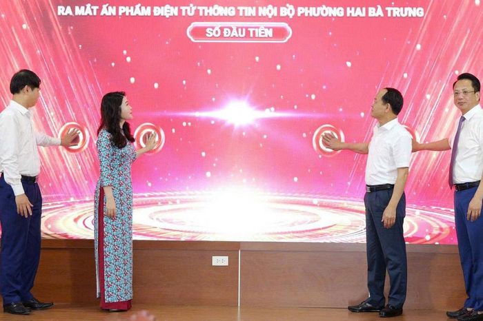 Phường Hai Bà Trưng ra mắt ấn phẩm điện tử - Đài Phát thanh và truyền hình Hà Nội
