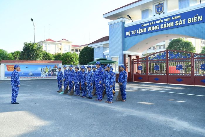 Cảnh sát biển 4 hưởng ứng ngày vì môi trường Phú Quốc - Báo Công Lý