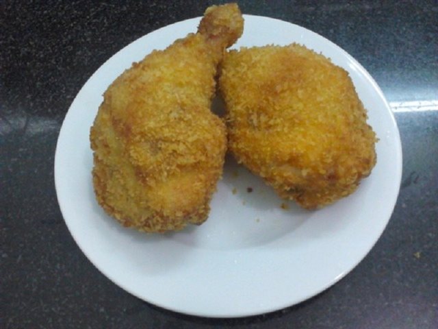 Đùi Gà Chiên Giòn Thơm
