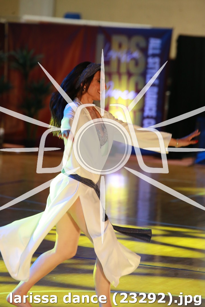 larissa dance (23292).jpg