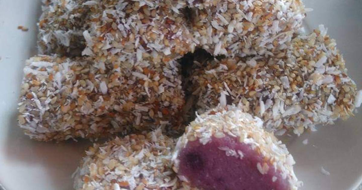 Bánh dẻo phủ dừa mè