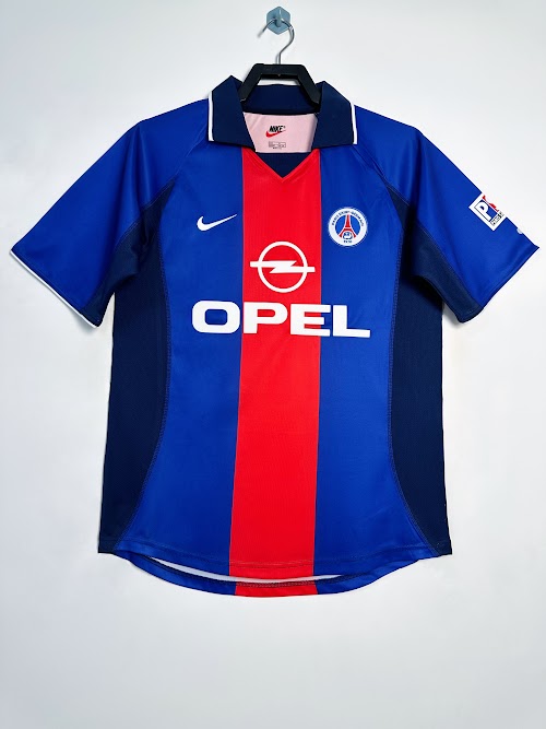 Equipación local del París 2000-01.jpeg