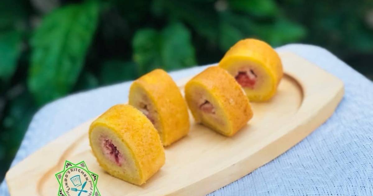 Bánh bông lan cuộn nướng chảo chống dính