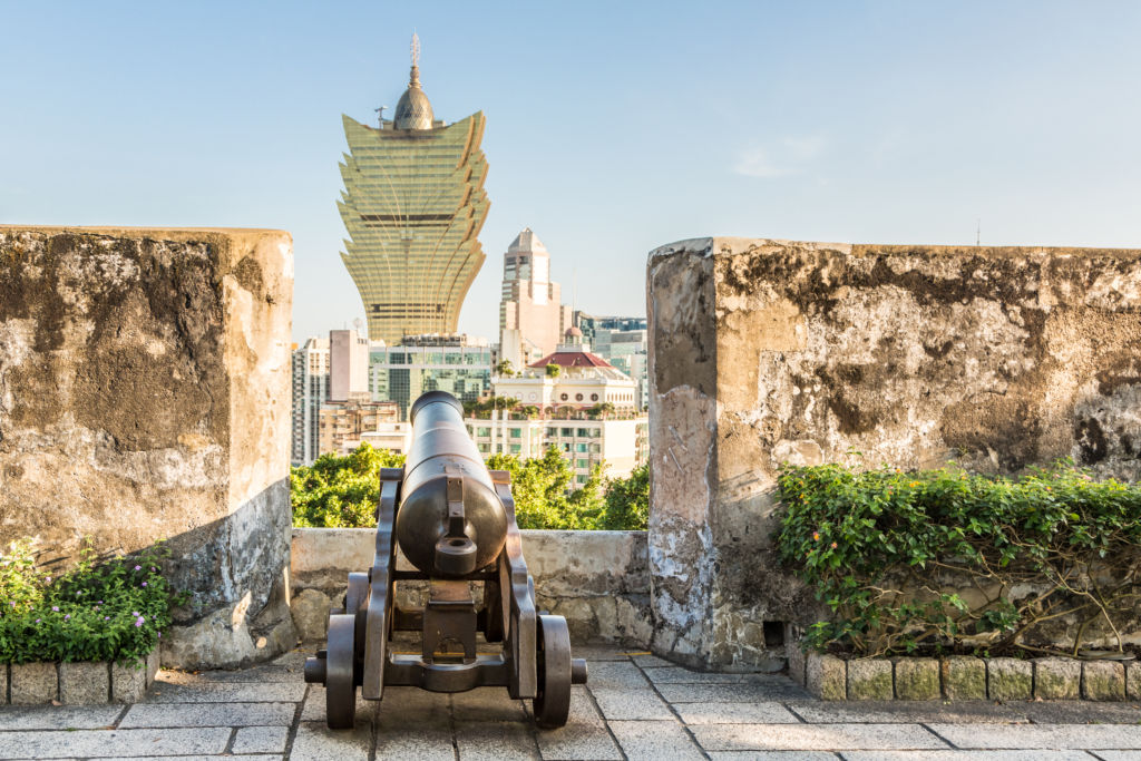 MACAU 2
