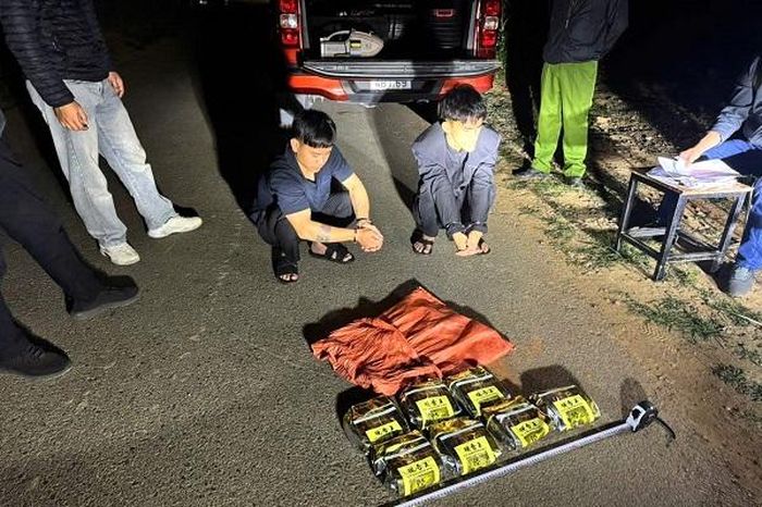 Bắt giữ 2 đối tượng chuyển 7kg ma túy đá từ biên giới vào Quảng Trị - Báo Pháp Luật Việt Nam