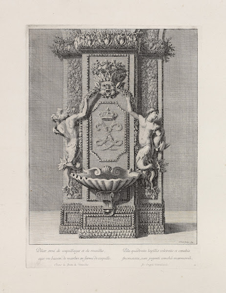 Pillar decorated with shells and stones with a marble basin shaped like a cockle