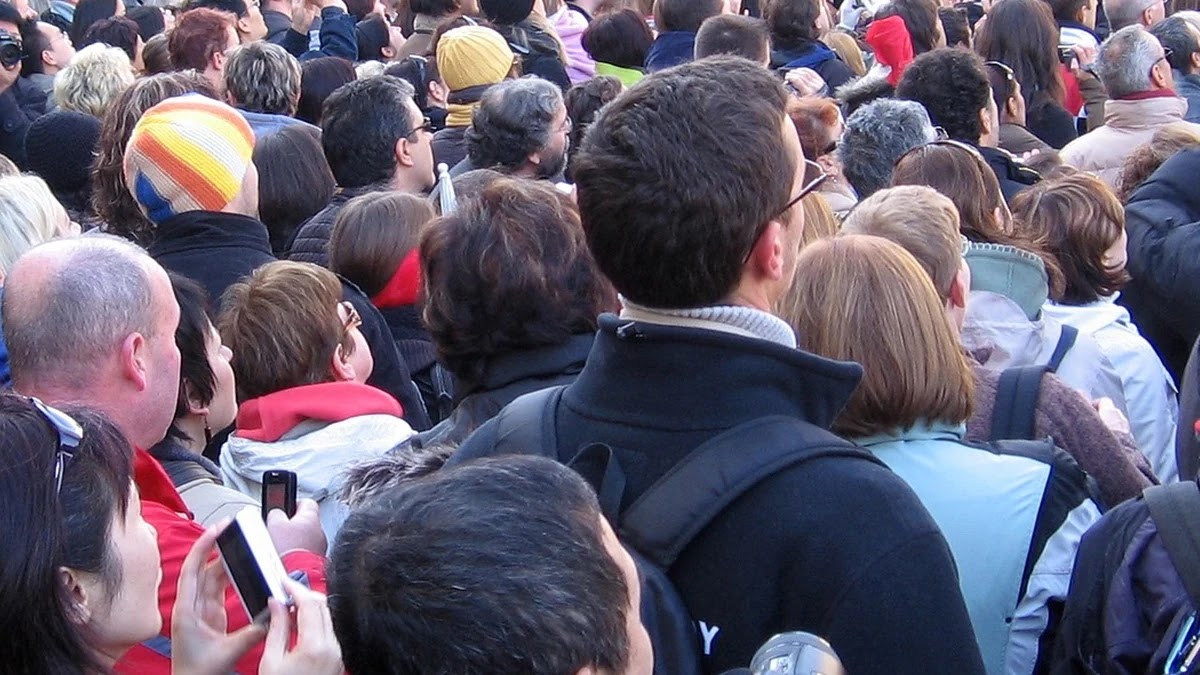 인구 고령화와 건강 보험 제도의 변화 분석