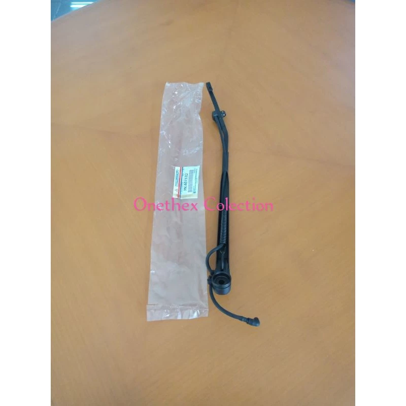 Gagang Wiper Canter Original Mitsubishi MK461332: Solusi Masalah Wiper Mobil Anda