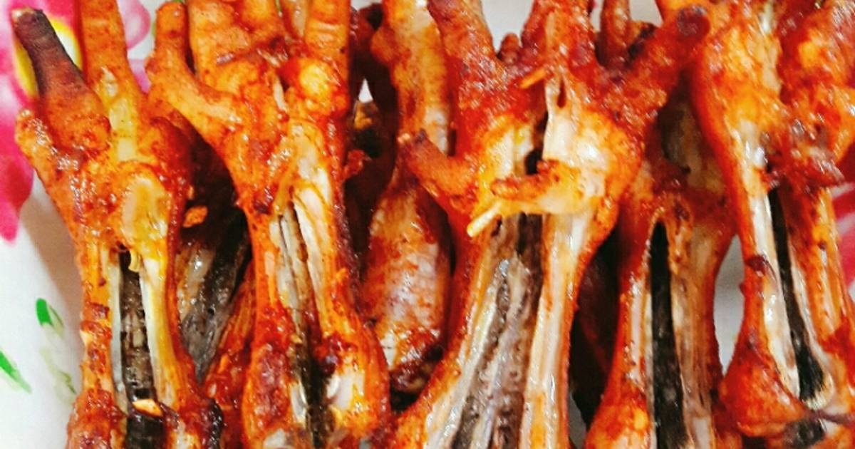Chân gà nướng cay