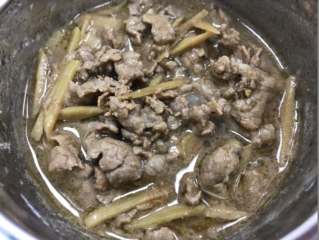 Bò Xào Gừng