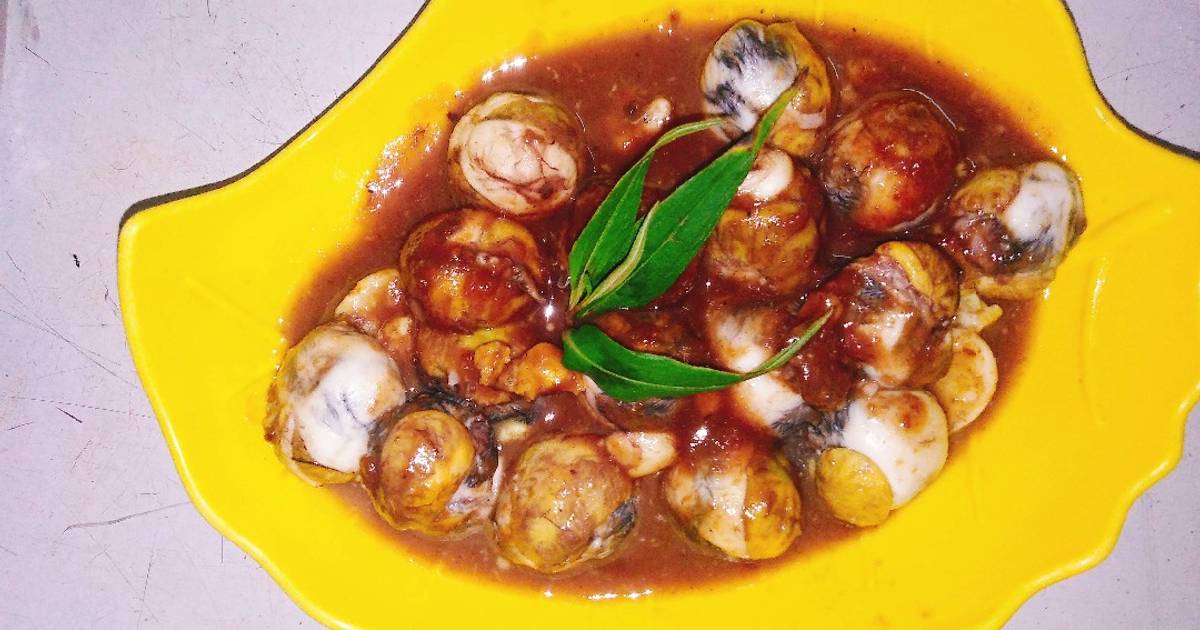 Cút lộn xào me