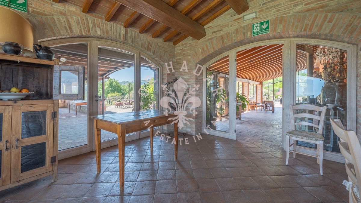 אחוזת סרנלה (Tenuta Serenella) — 68