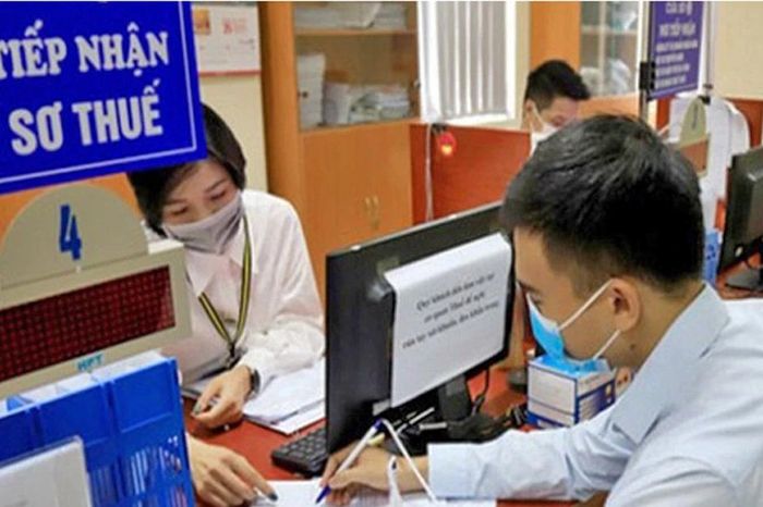 Chính sách thuế mới tạo 'đòn bẩy' cho hộ kinh doanh, doanh nghiệp nhỏ - Báo Tri thức &amp; Cuộc sống
