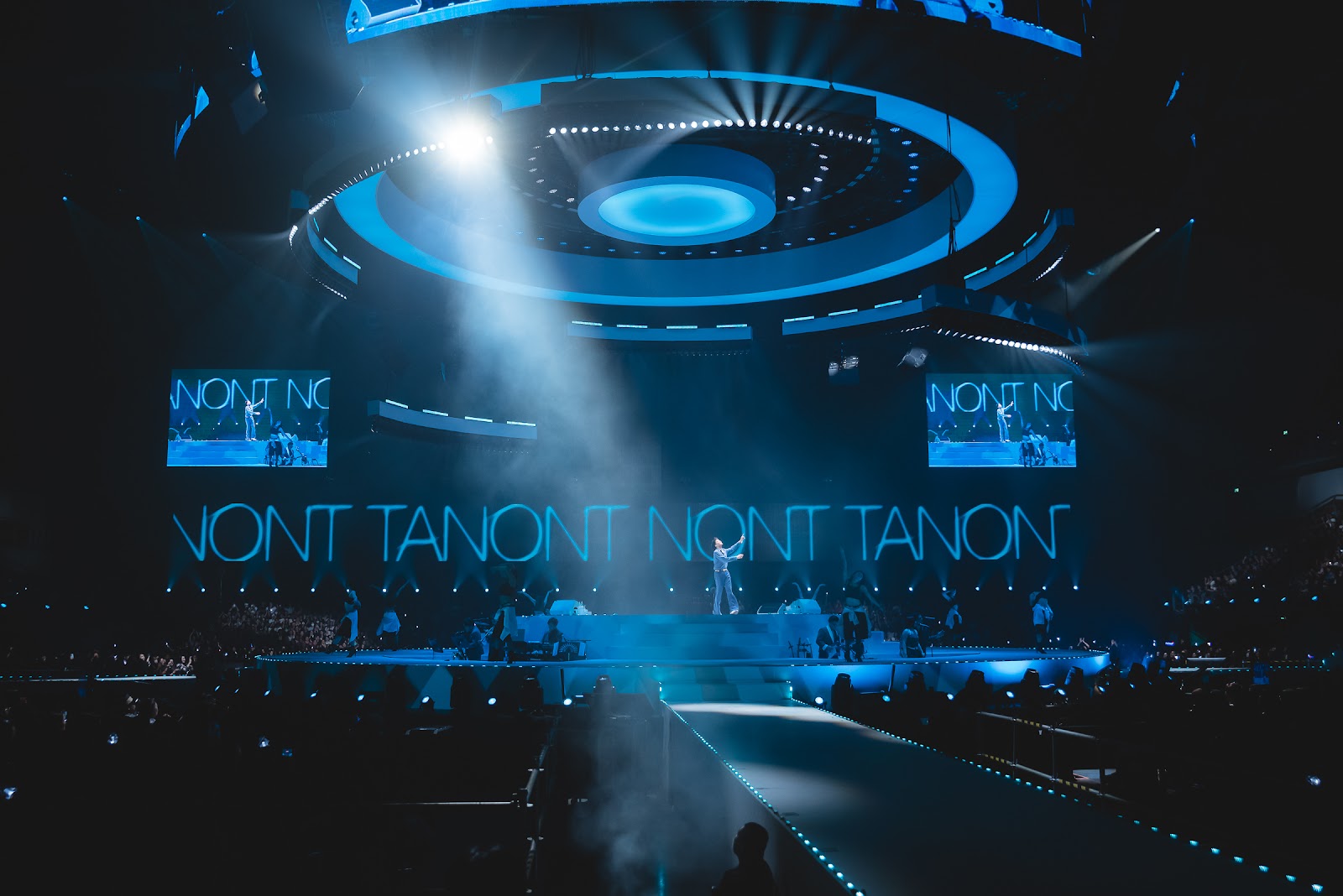 “นนท์ ธนนท์” เสิร์ฟเวที 360° กลางอิมแพคปิดฉาก  “ARENA ENCORE” พร้อมประกาศ EP.04 ปีหน้า “จัดร้อนหน่อยนะครับ” เตรียมบุก “ราชมังฯ” ภาพที่ 54
