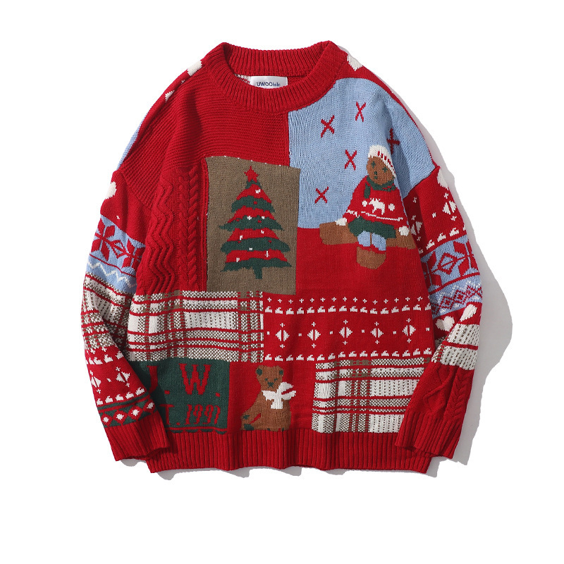 Christmas knitted sweater for men with bear motif