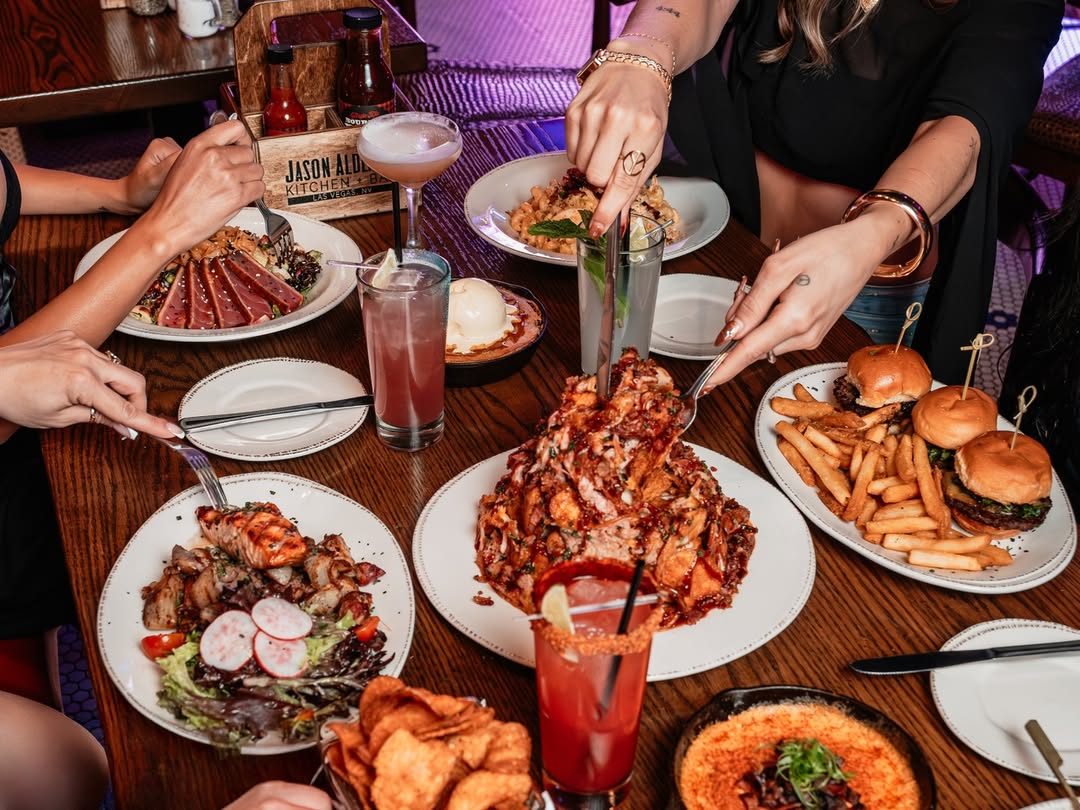 Signature dishes including a Southern Smokehouse Burger and a Tennessee Mule cocktail served at Jason Aldean's.