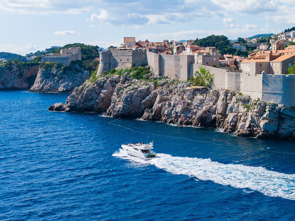 Private boat transfer cruising the Adriatic