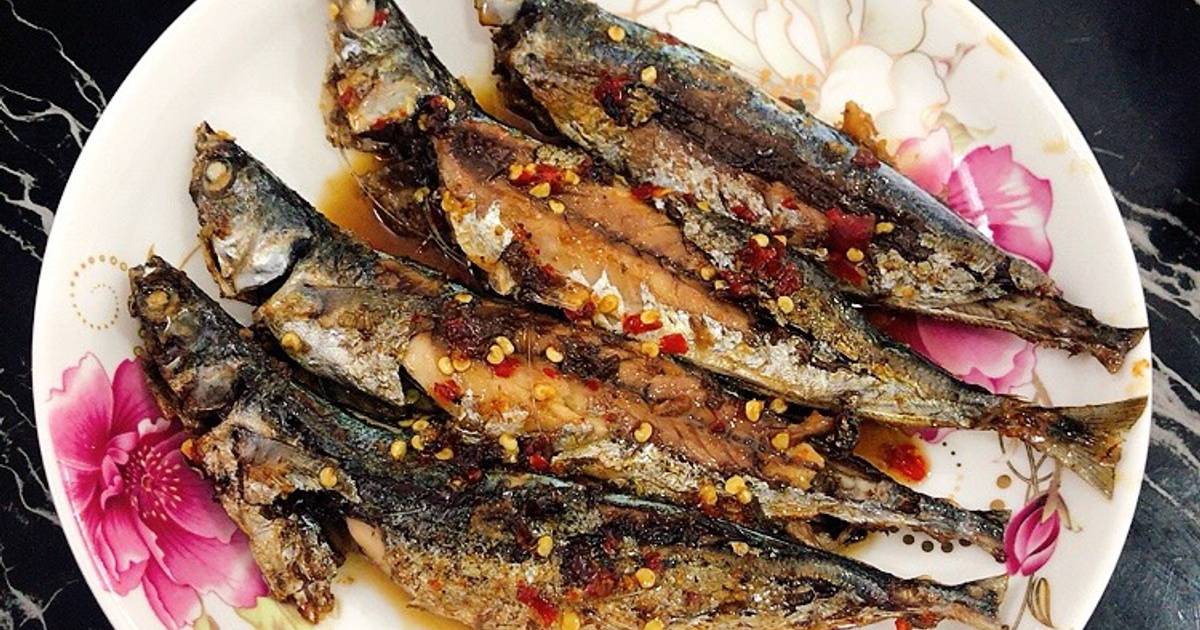 Cá nục chiên mắm ớt