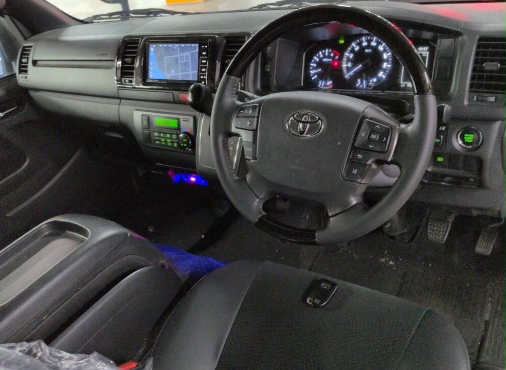 Toyota Hiace