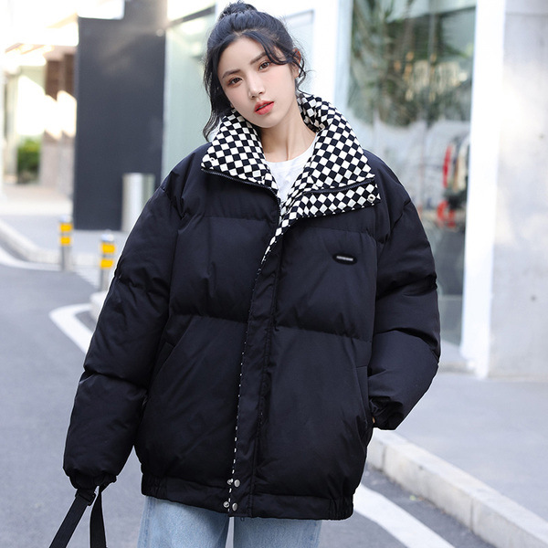 Kurze, wattierte Steppjacke mit Stehkragen