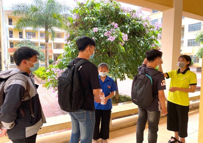 Trường Đại học Tây Bắc tiếp tục đẩy mạnh công tác phòng chống dịch Covid-19 sau dịp nghỉ lễ 30/4 - 01/5/2021
