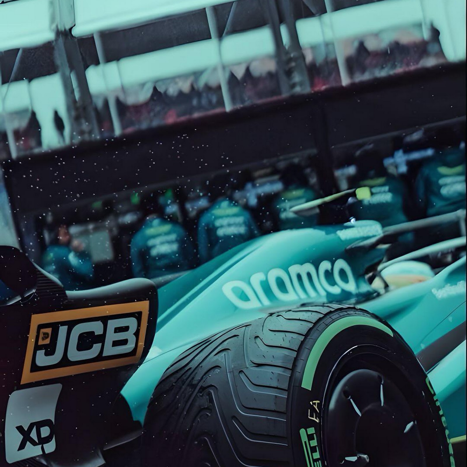 Download Aston Martin F1 Race Car Full HD iPhone