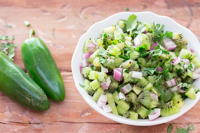 Salad Kiwi Hành Tây