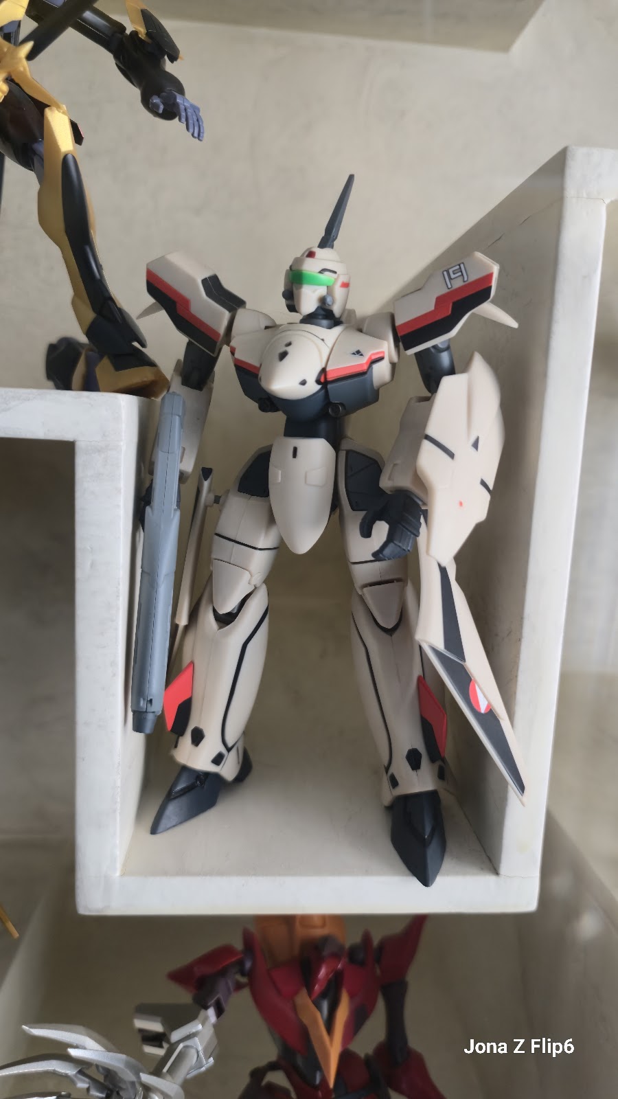 Figura Macros, precio por unidad