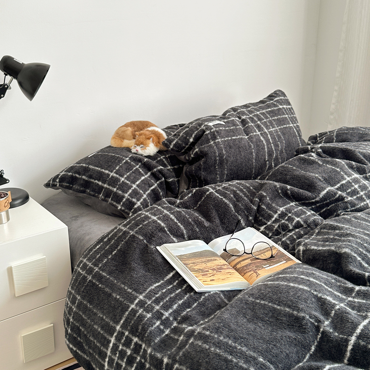 Quilted Winter Bedding Set, Flannel Look, Warm