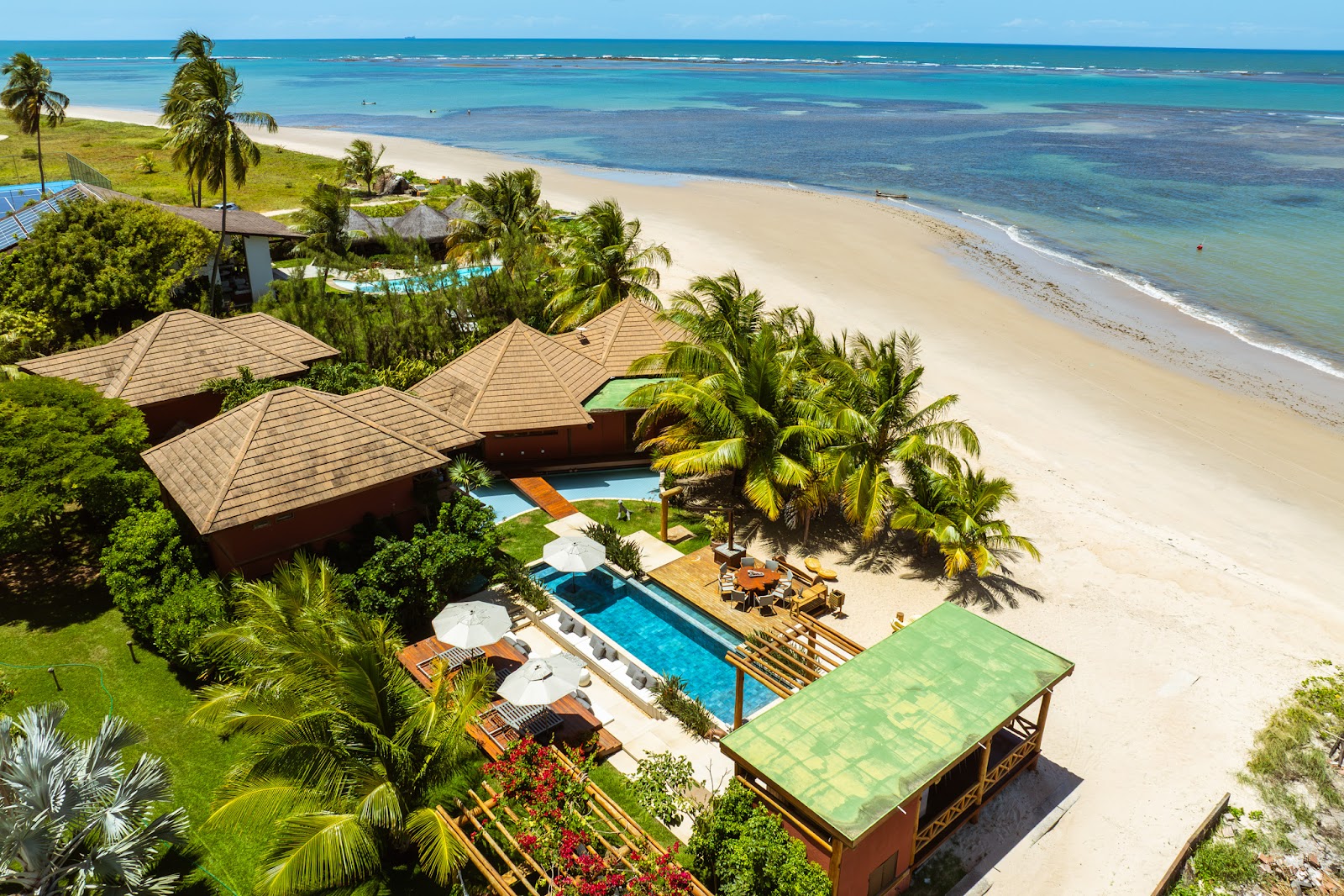 Vila Tahiti Exclusive Beira-mar | 07 suítes | Praia de Mamucabinha - PE 3