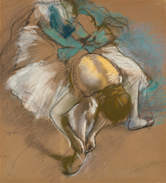 Danseuse attachant son chausson 1887