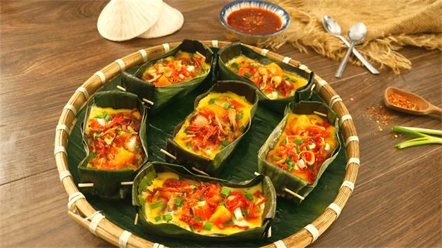 Trứng Chiếc Thuyền