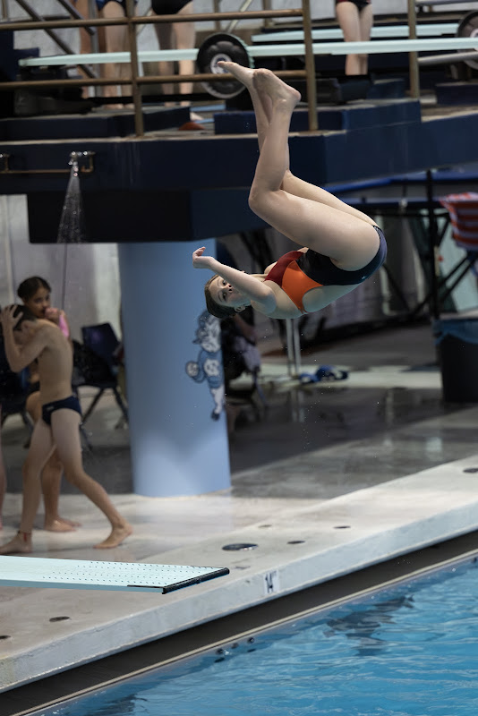 Photo from C: New River Diving of Erin Dickhans