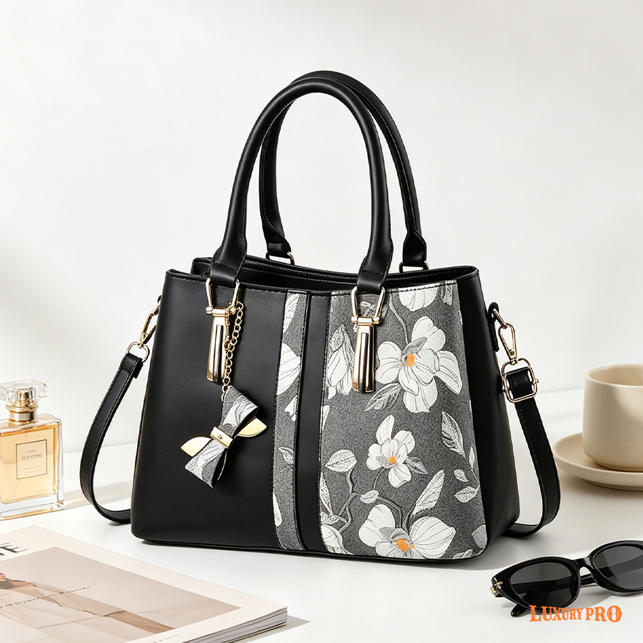 Butterfly Embroidery Shoulder Bag
