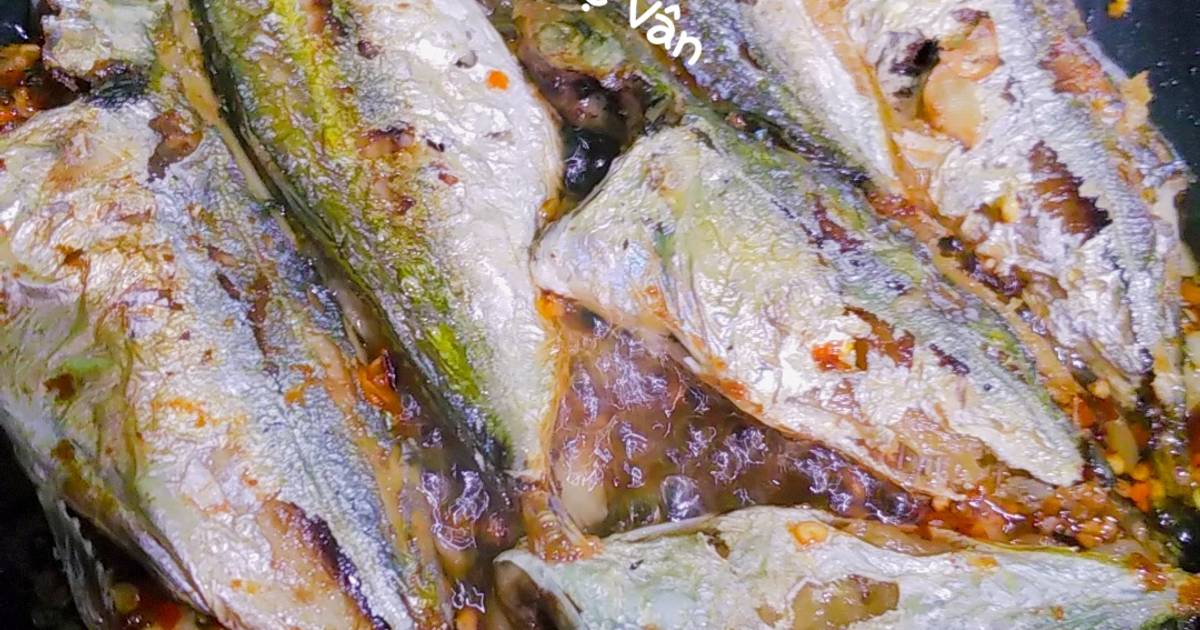 Cá chỉ vàng chiên giòn sốt mắm tỏi
