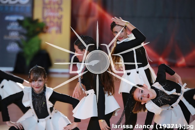 larissa dance (19371).jpg