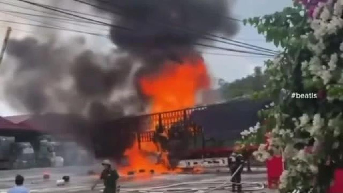 Lạng Sơn: Điều tra vụ xe tải bốc cháy ngùn ngụt giữa trưa nắng - Báo Tiền Phong