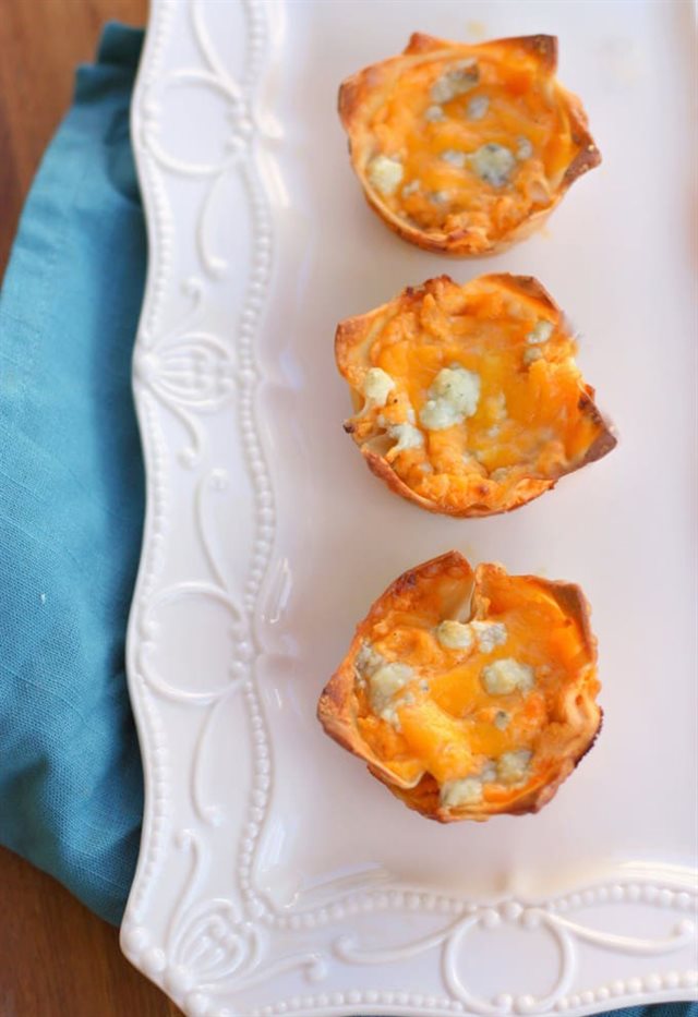 Bánh Cupcake Mặn Bằng Vỏ Hoành Thánh