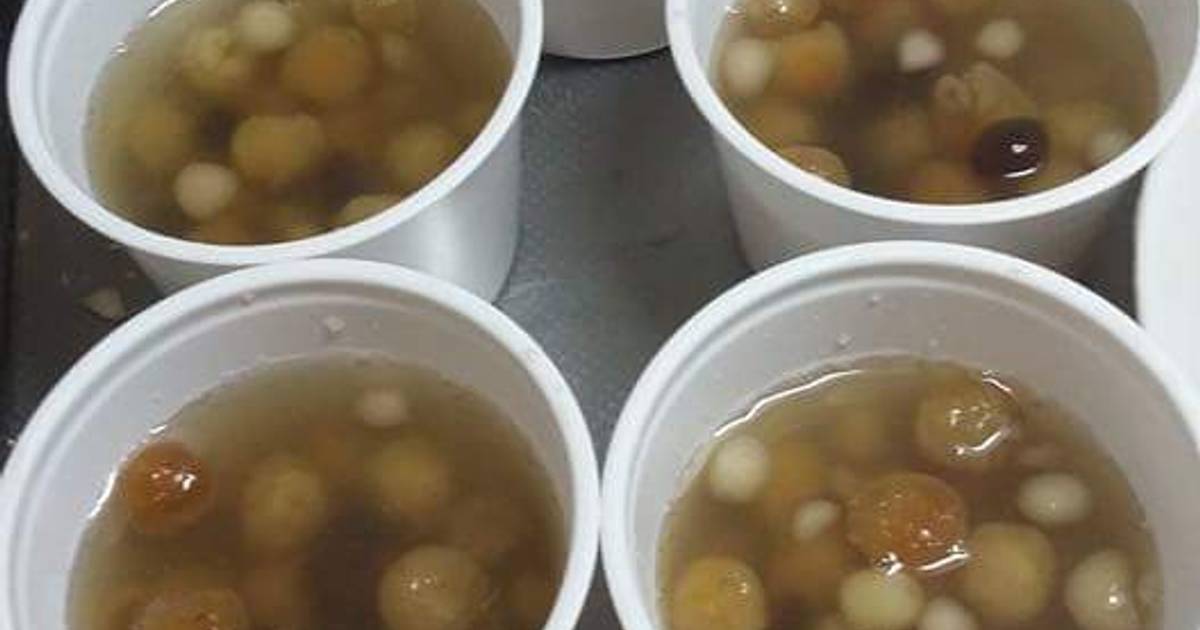 Chè hạt sen long nhãn (kèm chân châu nhé)
