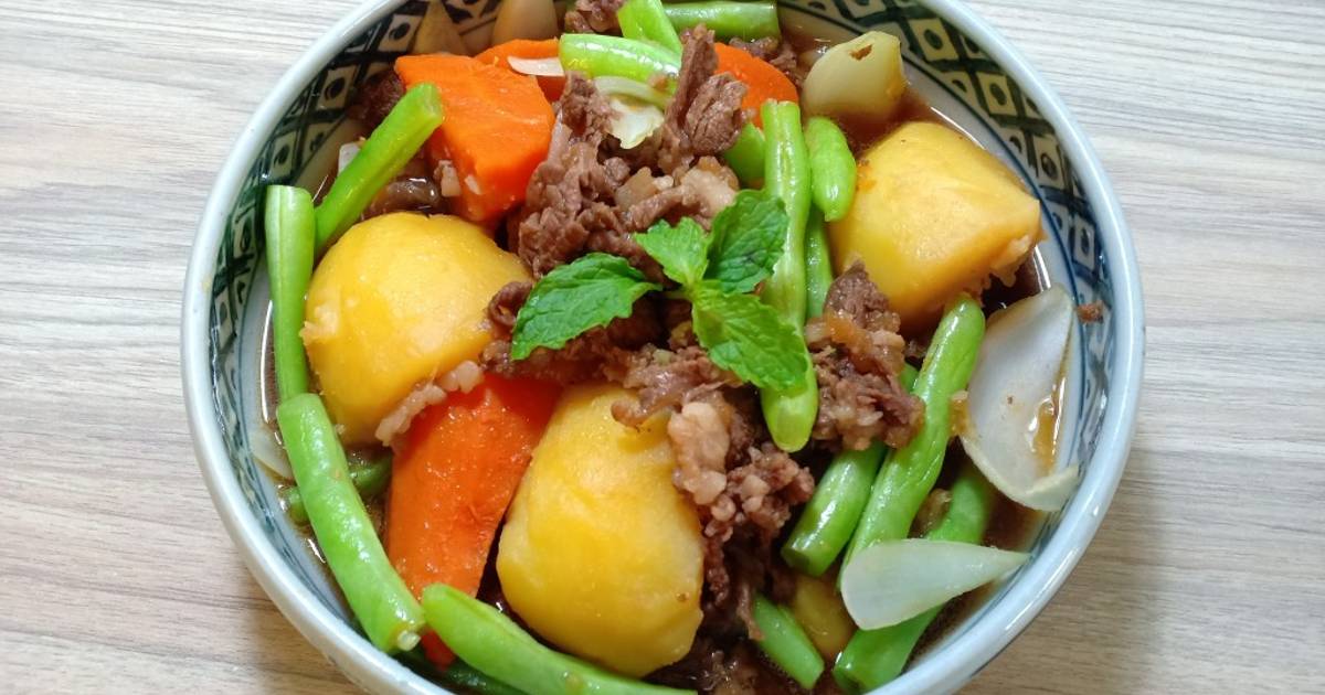 Nikujaga - Thịt bò hầm khoai tây