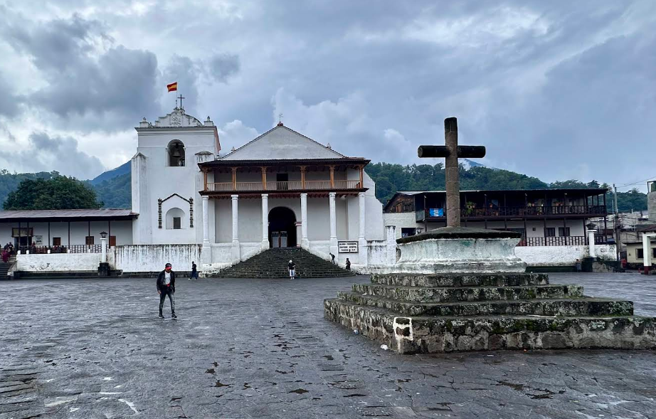 Mercado artesanal de Santiago Atitlán