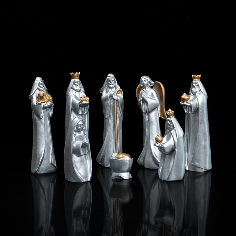 Krippenfiguren-Set aus Kunstharz, 8-teilig