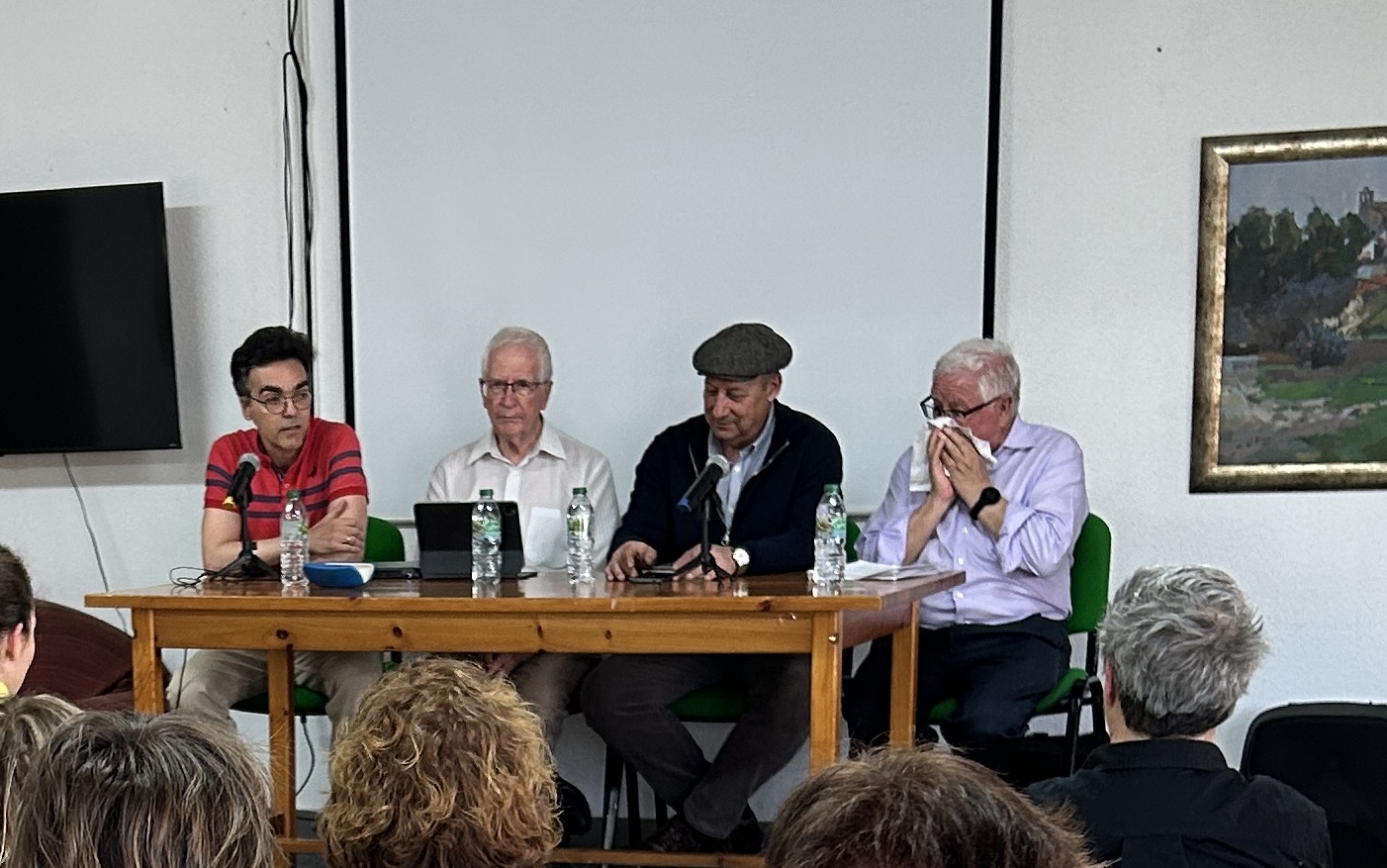 Presentación literaria de 'Cuando Dios gobierna de lejos' en Tórtola