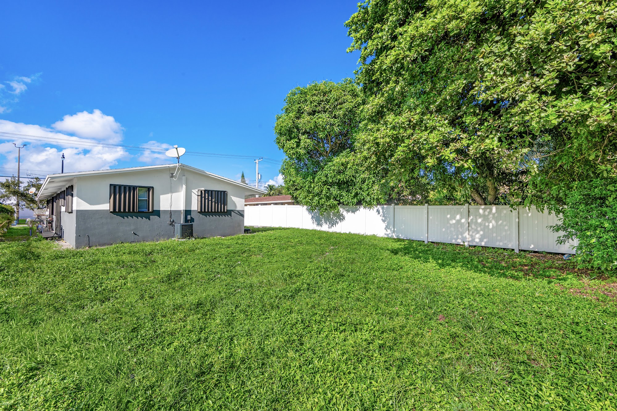 Pompano Beach Duplex! property photo 37