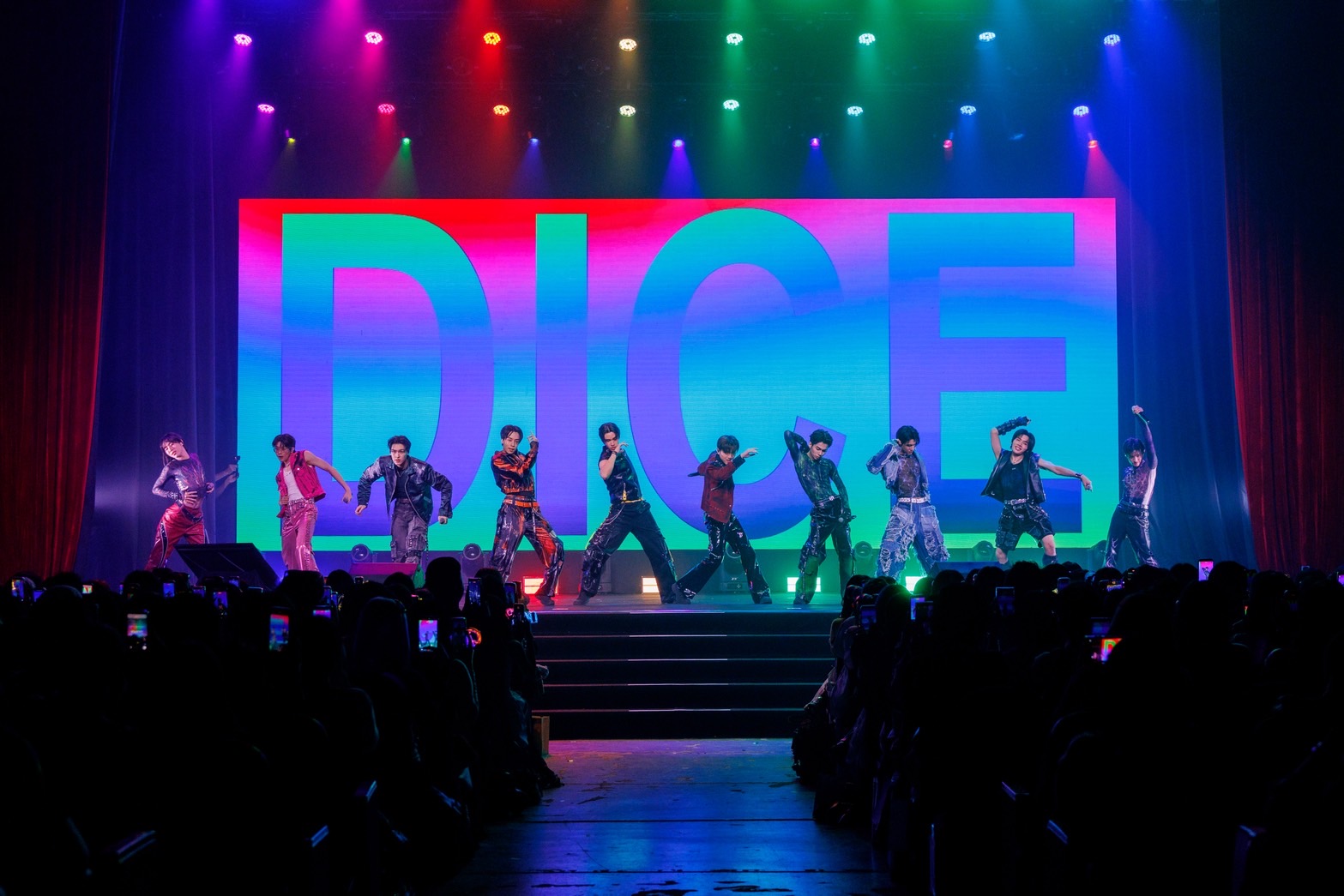 “เลยดูดี” จับมือ “SONRAY MUSIC” พา “DICE” บุกเวียดนาม ปักหมุดแรกเอเชียทัวร์!  ฟีดแบกสุดปัง Sold Out ใน 3 ชั่วโมง ภาพที่ 17