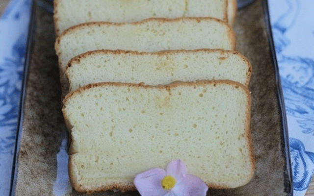 Bánh Bông Lan Mật Ong